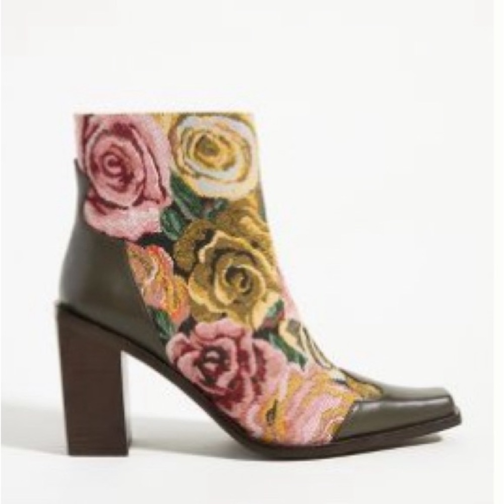 Jeffrey Campbell Western Boots 7.5